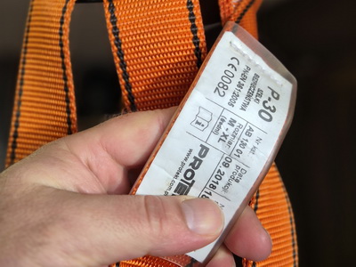 Kto to Osoba Kompetentna wykonująca okresowy przegląd "szelek" ? 